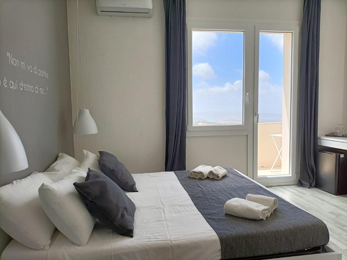 Osilo Tuffudesu Experience (Adults Only) Bed & Breakfast エクステリア 写真